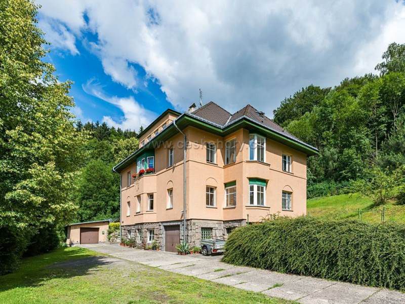 Villa Tanvald mit Wellness