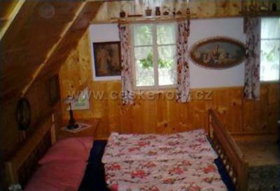 Teil der Holzhütte Harrachov