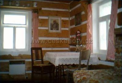 Teil der Holzhütte Harrachov