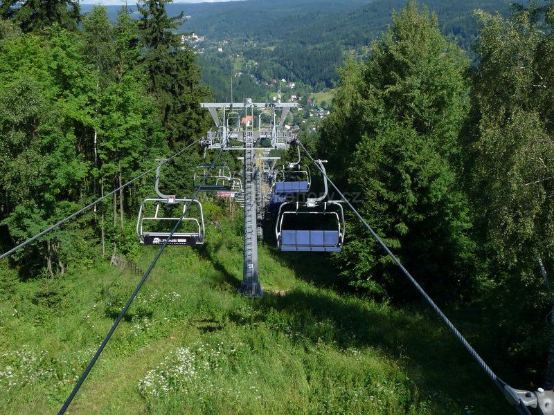 Seilbahn  Albrechtice - Tanvaldský Špičák