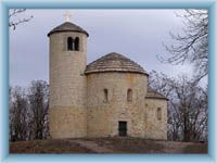 Rotunde auf dem Berg Říp