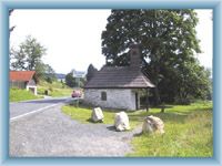 Kleine böhmerwaldische Kapelle bei Železná Ruda