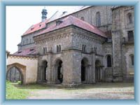 Entritt in die Basilika in Třebíč